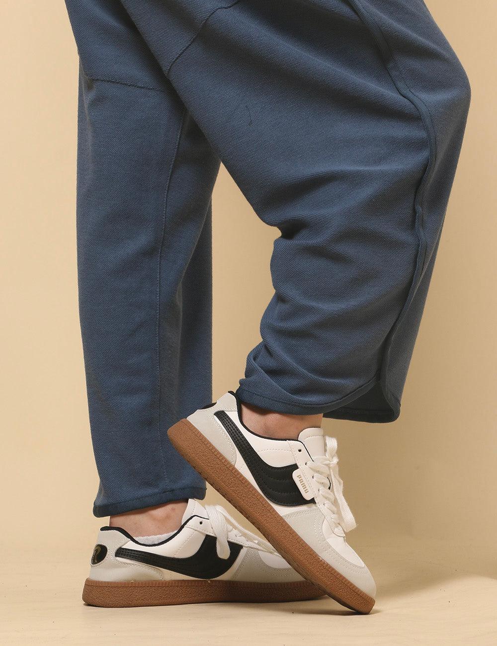 Ladies Solid Color Casual Pockets Pants