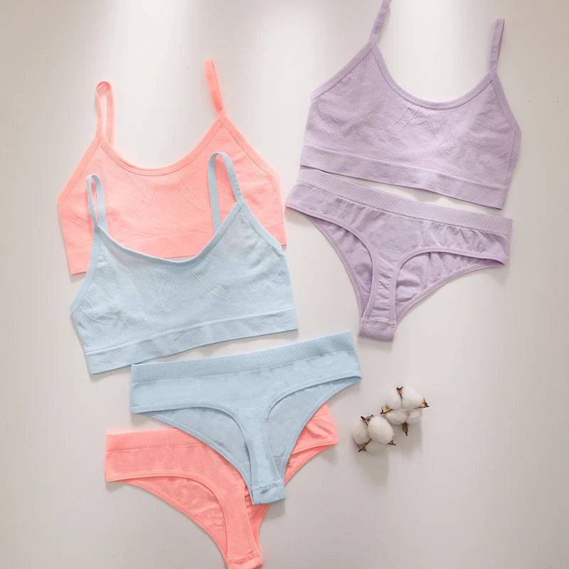 Women’s Bra & Panties Set – Sexy, Seamless Crop Top, Low Back Thong Lingerie.
