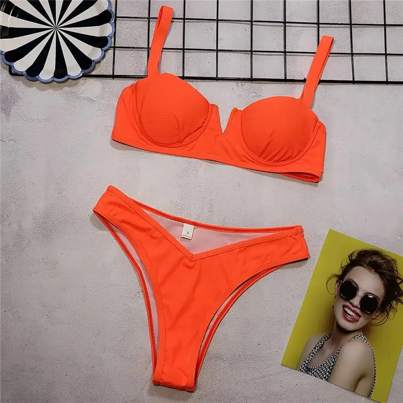Neon Green Bikini – Underwired, high waist, push-up two-piece.
