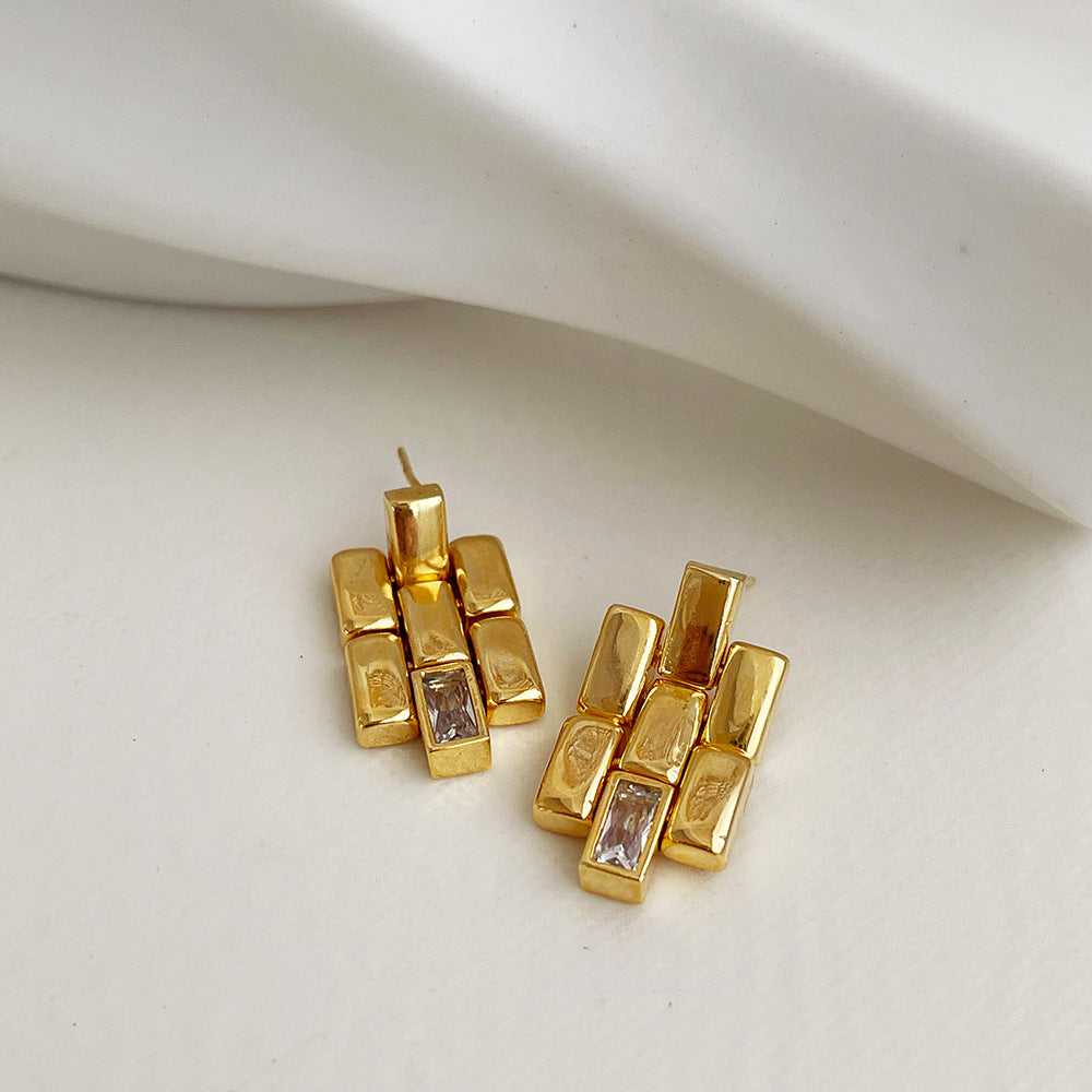 Zircon Metal Elegant Stud Earrings