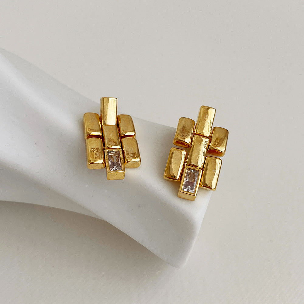 Zircon Metal Elegant Stud Earrings