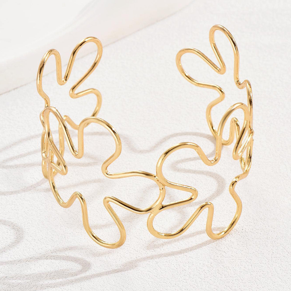 Simple Flower Hellow Out Arm Cuff