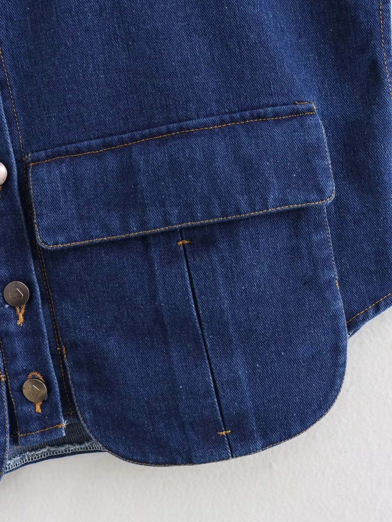 XNWMNZ 2024 Women's Cropped Denim Shirt, Sleeveless, Button-up.