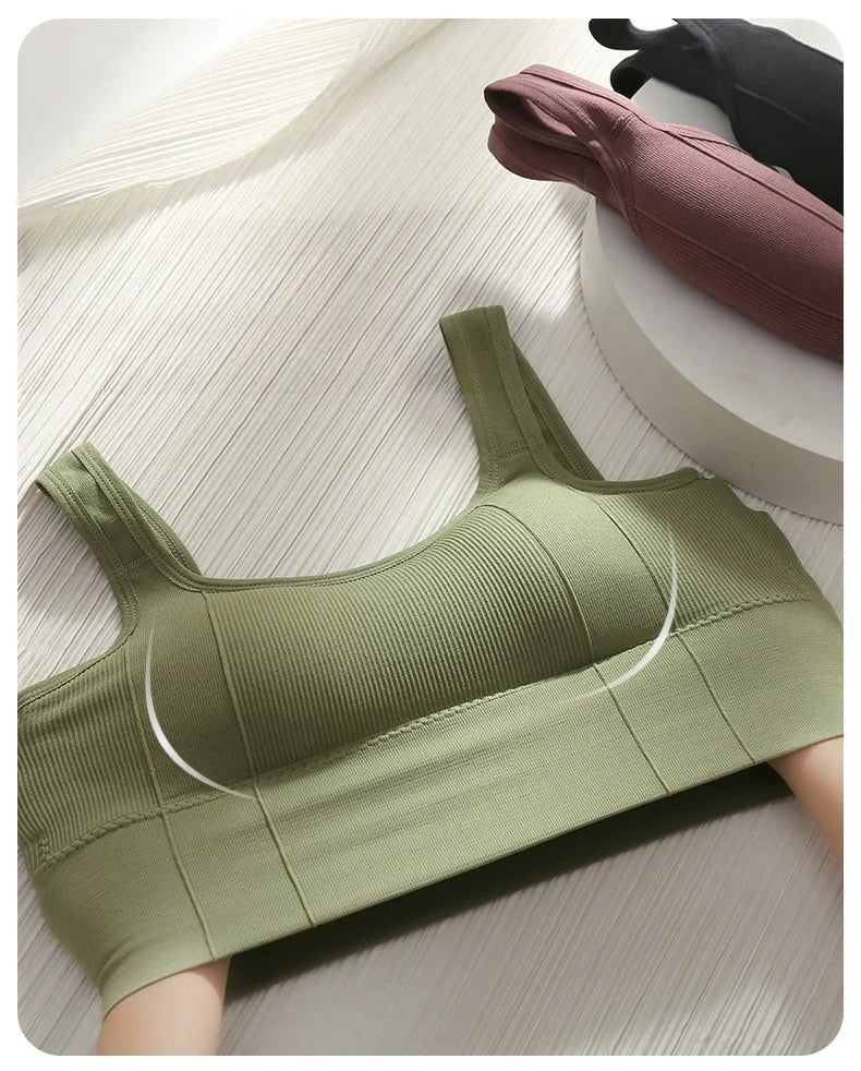 Seamless Sports Bra Crop Top – Wire-Free, Padded, Breathable, Supportive.