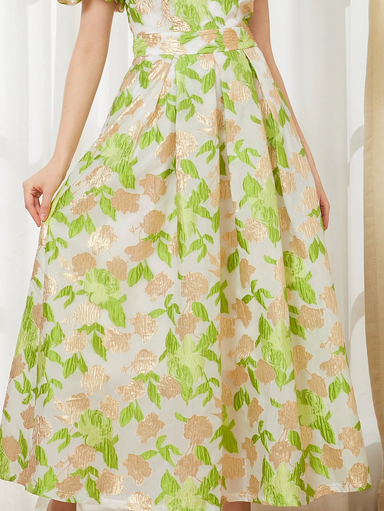 Luxury Women’s Puff Sleeve Embroidered Jacquard Party Dress – Elegant Prom Gown