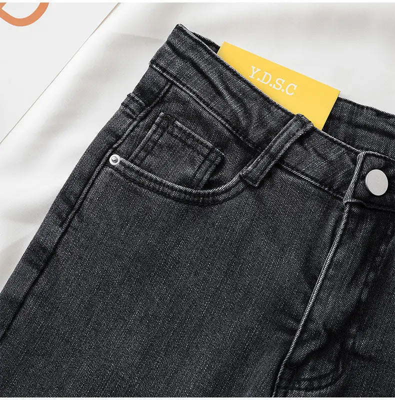 Black Grey Slimming Jeans for Women – Cropped, Slim Fit, Chic & Versatile.