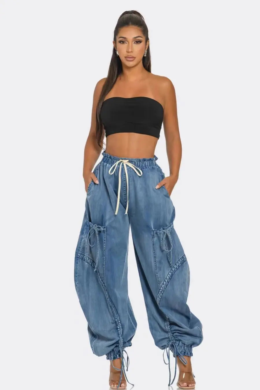 Lace-Up Wide-Leg Cargo Jeans for Women – High-Waist, Sexy, Elegant Streetwear.