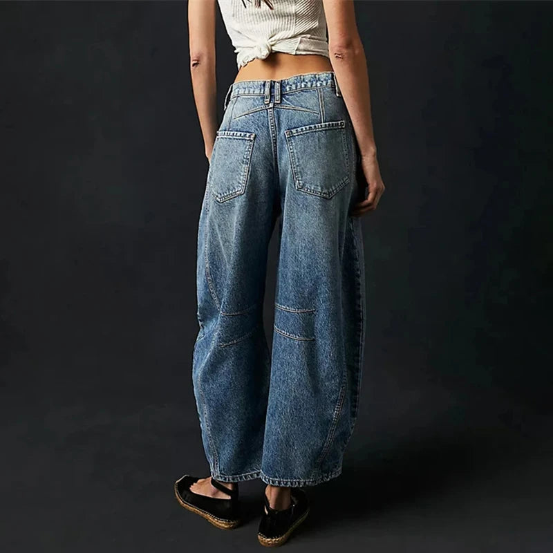 Y2K Wide-Leg Jeans for Women – Loose, Low-Waist, Cropped Denim with Pockets.