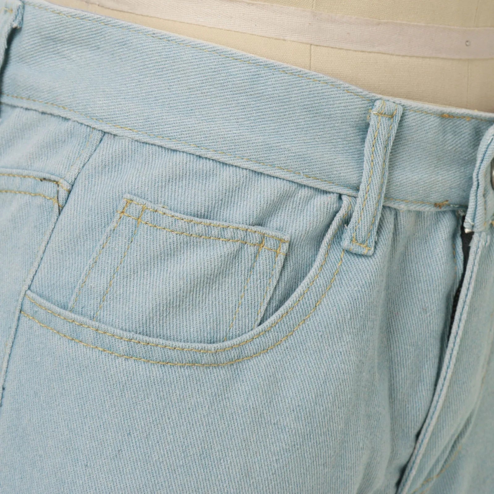 Tie-Bow Embroidery Jeans for Women – High-Waist, Baggy, Vintage Y2K Wide-Leg Denim.