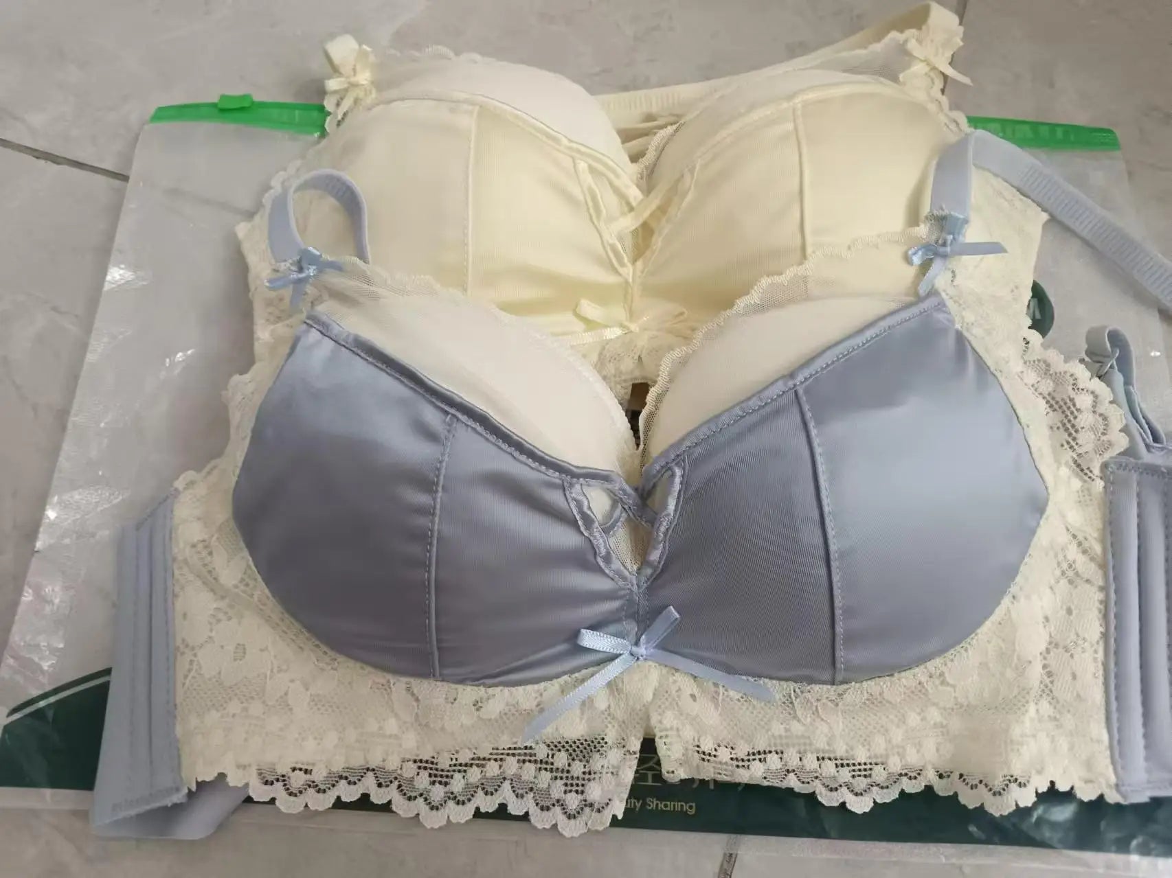 Women’s Bra – Non-Steel, Anti-Sagging, Breathable Thin Bra for Small Breasts