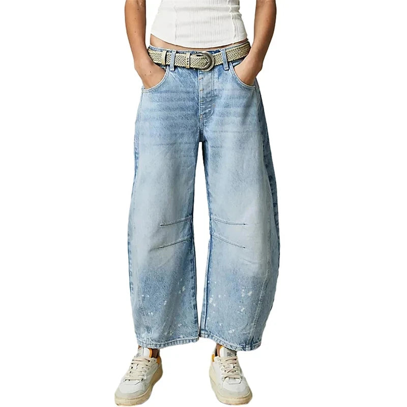 Y2K Wide-Leg Jeans for Women – Loose, Low-Waist, Cropped Denim with Pockets.