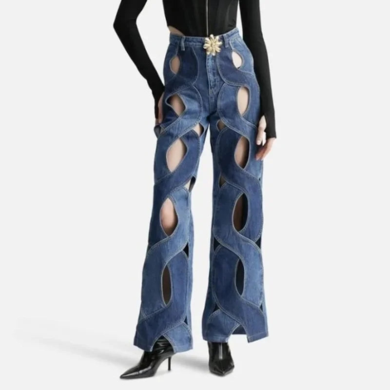 Twisted Heart Jeans – Customizable with Metal Buckle, Heart-Shaped Design.