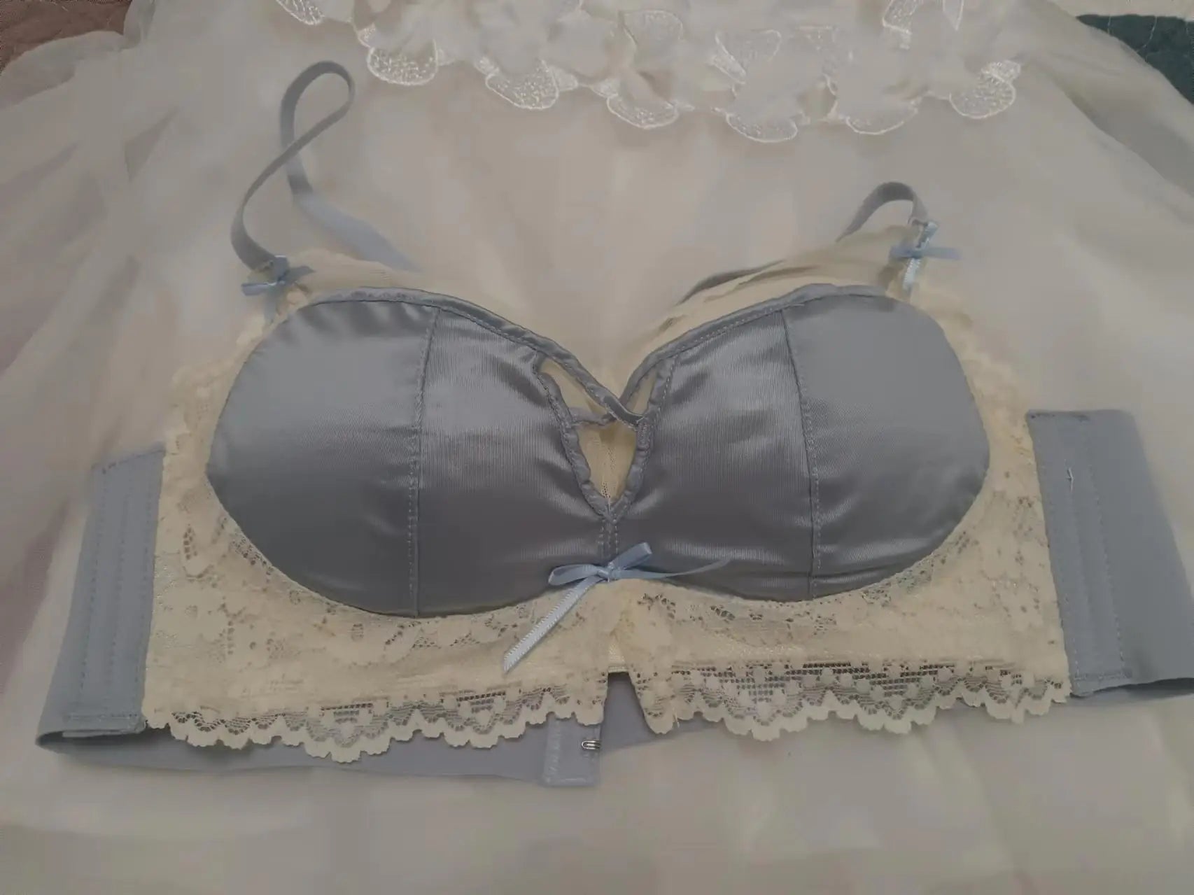 Women’s Bra – Non-Steel, Anti-Sagging, Breathable Thin Bra for Small Breasts