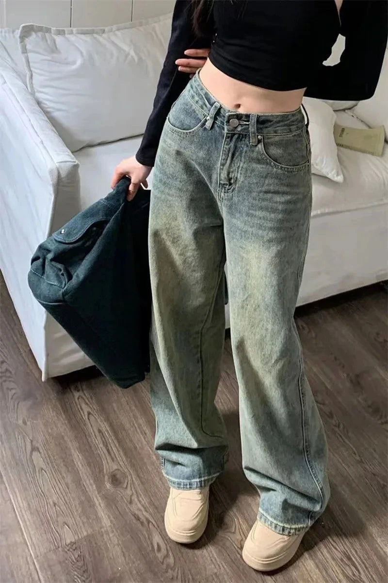Y2K Baggy Wide-Leg Jeans for Women – High-Waist, Vintage 90s Streetwear Denim.