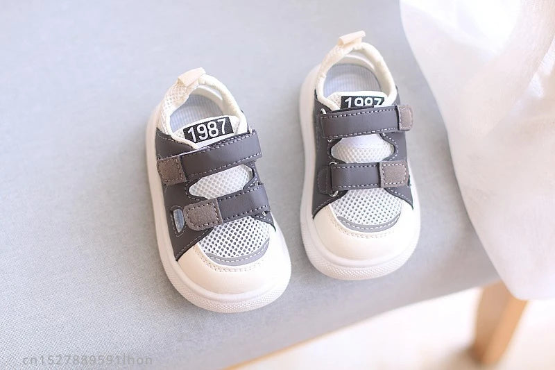 Kids Sports Sandals – Comfortable Hollow Board Shoes for Boys (1-4 Years)