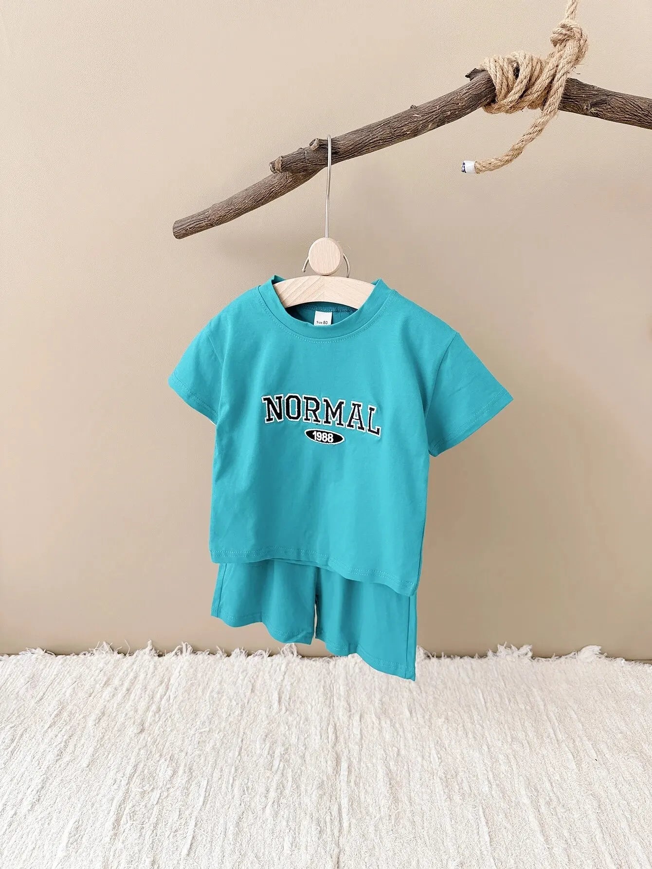 2PCS Baby Outfit Set: Infant Top & Bottom for Boys & Girls (Casual Sportswear)