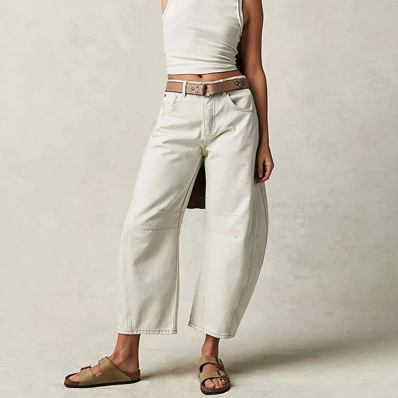 Y2K Wide-Leg Jeans for Women – Loose, Low-Waist, Cropped Denim with Pockets.