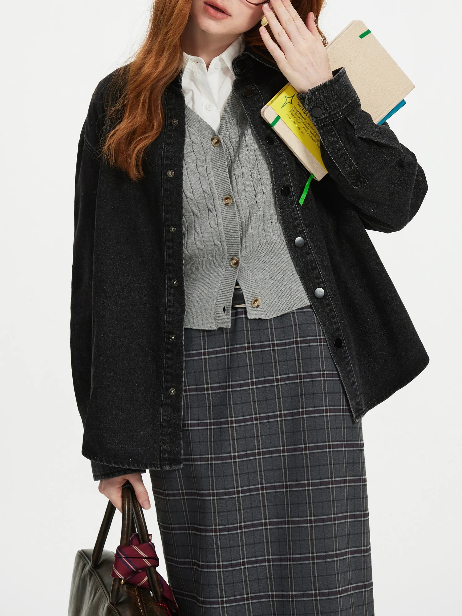 FSLE 2024 Autumn Denim Shirt Jacket for Women, Casual Fashion Top (24FS13121).