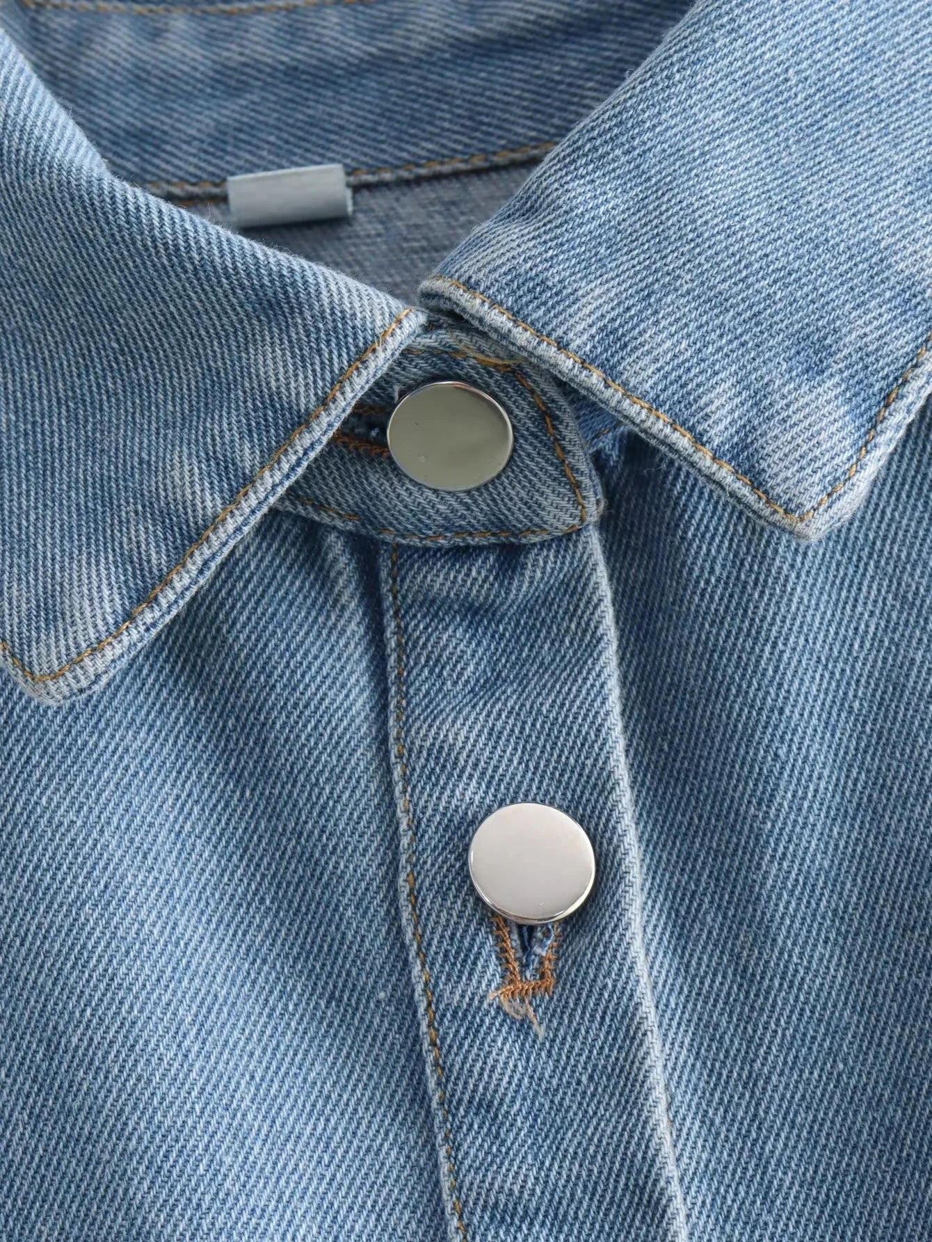 XNWMNZ 2024 Women's Cropped Denim Shirt, Sleeveless, Button-up.