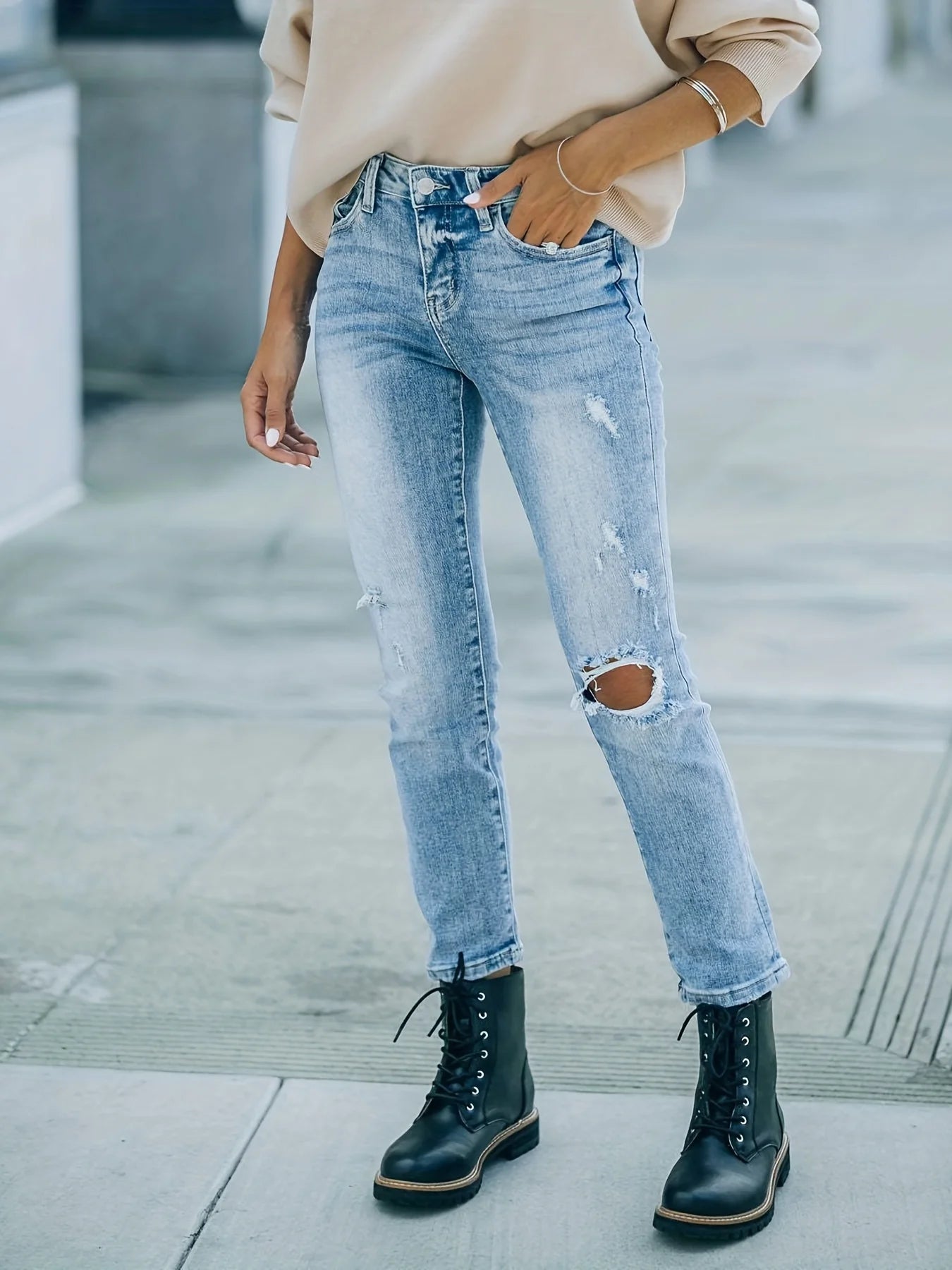 New Women’s Ripped Slim Stretch Jeans – European & American Style.