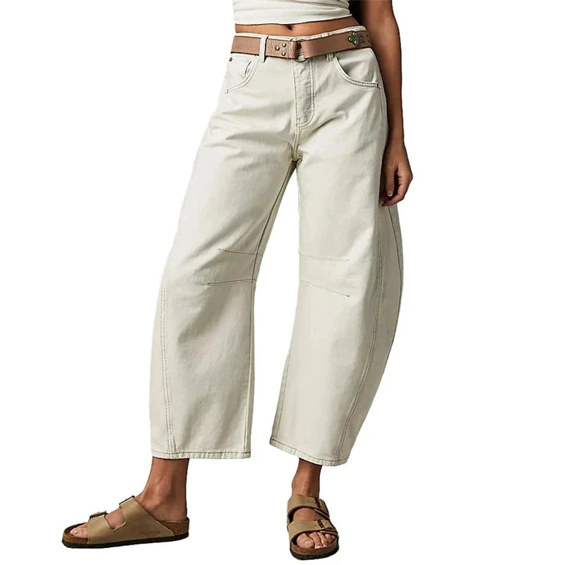 Y2K Wide-Leg Jeans for Women – Loose, Low-Waist, Cropped Denim with Pockets.