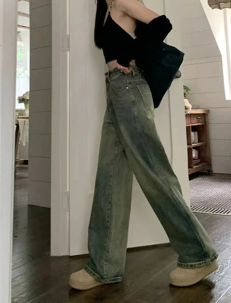 Y2K Baggy Wide-Leg Jeans for Women – High-Waist, Vintage 90s Streetwear Denim.