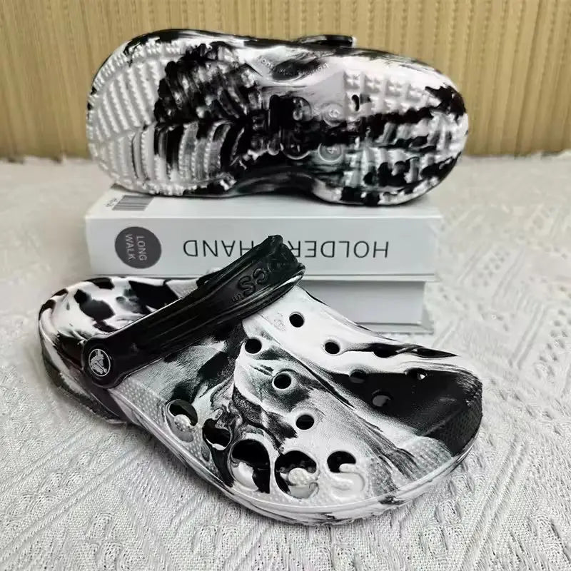 Summer Couple Clogs – Ink Gradient Waterproof Sandals, Soft Sole Beach Shoes