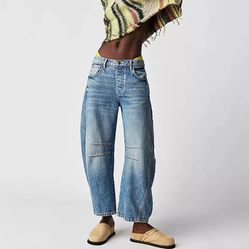 Y2K Wide-Leg Jeans for Women – Loose, Low-Waist, Cropped Denim with Pockets.