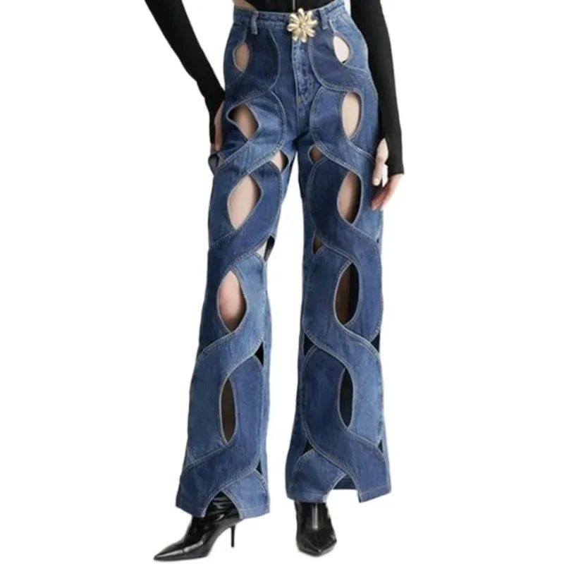 Twisted Heart Jeans – Customizable with Metal Buckle, Heart-Shaped Design.