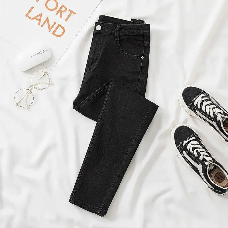 Black Grey Slimming Jeans for Women – Cropped, Slim Fit, Chic & Versatile.