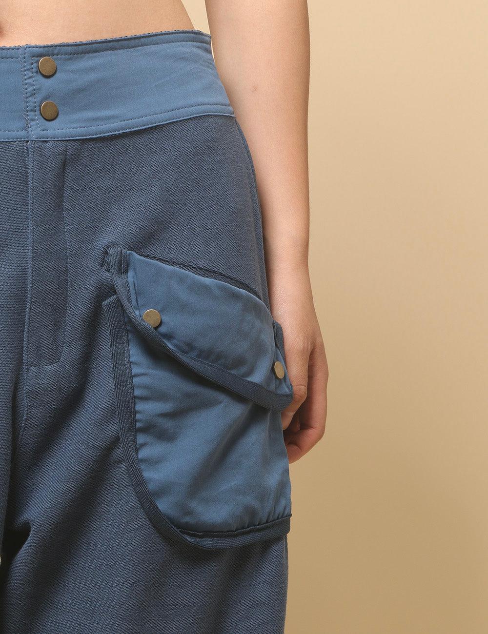 Ladies Solid Color Casual Pockets Pants