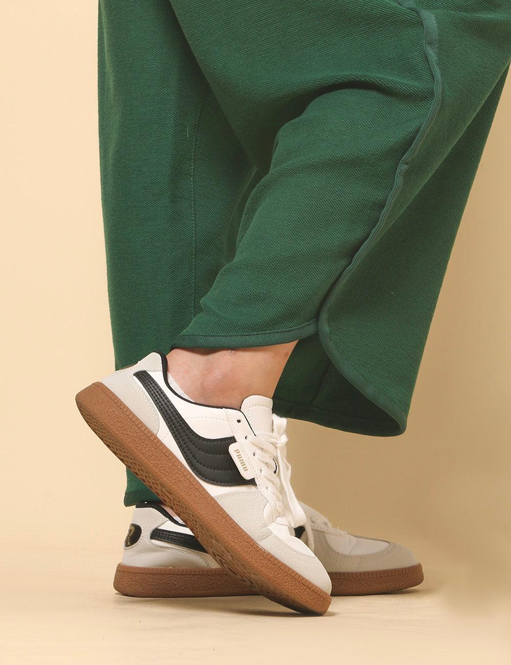 Ladies Solid Color Casual Pockets Pants